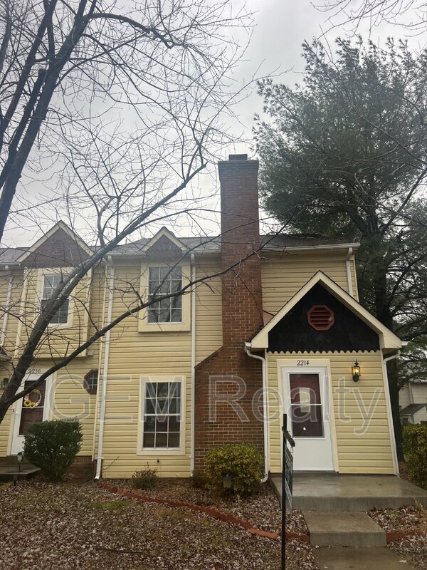 Foto principal - 2214 Hamway Dr