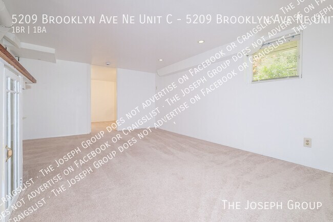 Foto del edificio - 5209 Brooklyn Ave NE