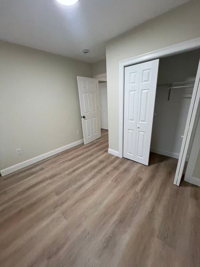 Bedroom 1 - 17 Hudson St