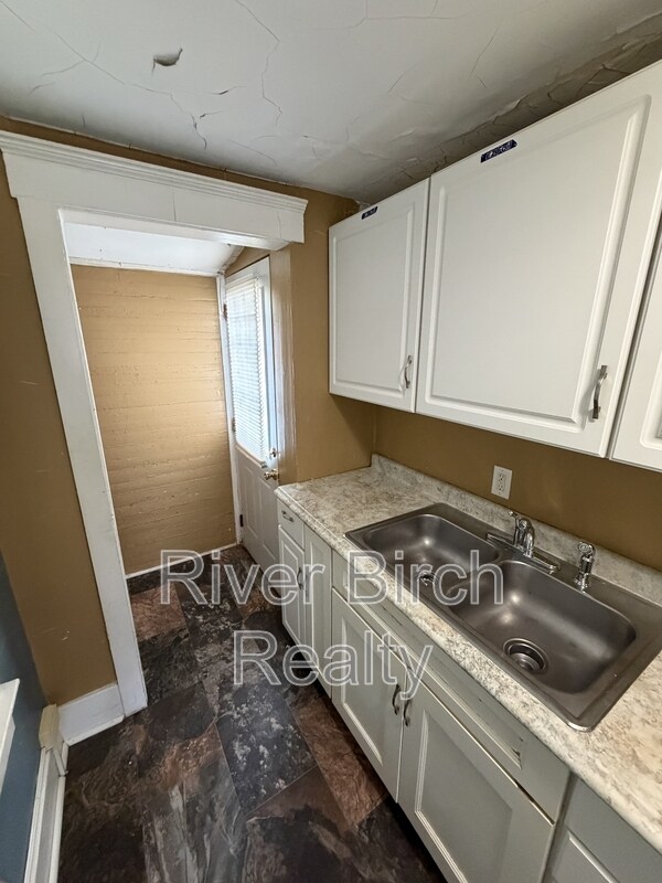 Foto del edificio - 714 W Canedy St