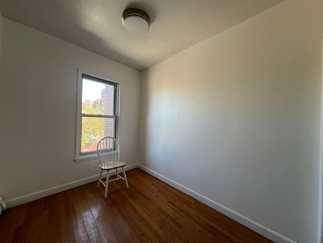 Foto del edificio - 846 Huntington Ave