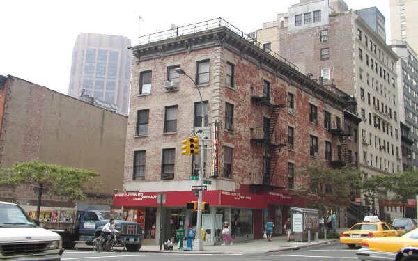 Foto principal - 558 Third Ave