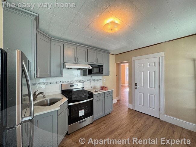 Photo - 51 Beacon St Apartment