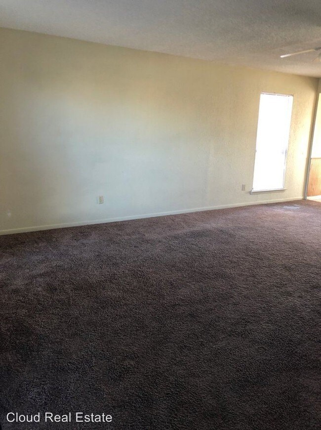 Foto del edificio - 3400 Victoria Cir