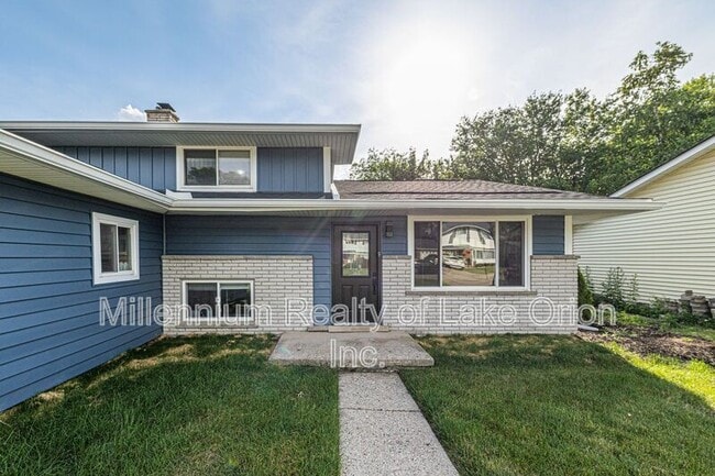 Building Photo - 676 Sheffield Rd
