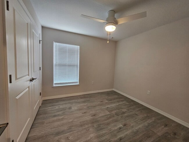 Building Photo - Move-In Ready! Stunning 3-Bedroom Home with Modern Upgrades