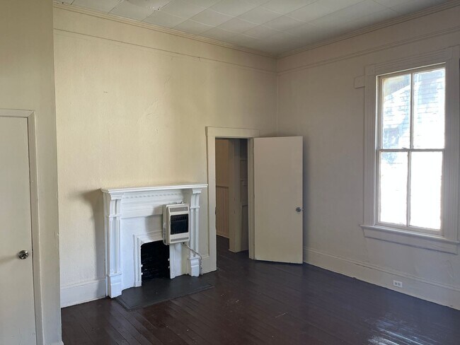 Foto del edificio - **AVAILABLE NOW**2 bedroom / 1 bathroom Duplex in Columbus, GA 31904***