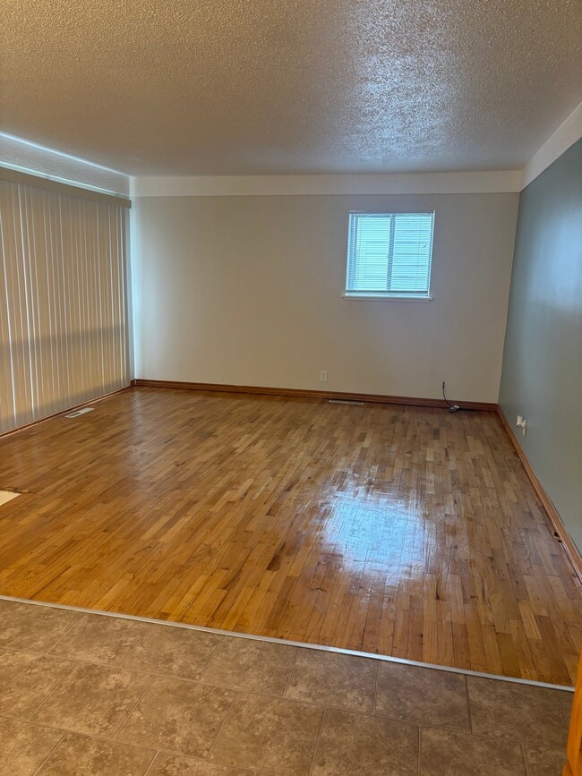 Foto del edificio - 1106 MacDonald Ave