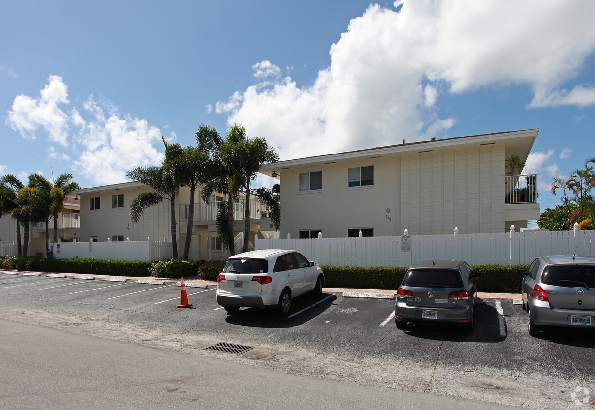 Building Photo - Lucaya Condominiums