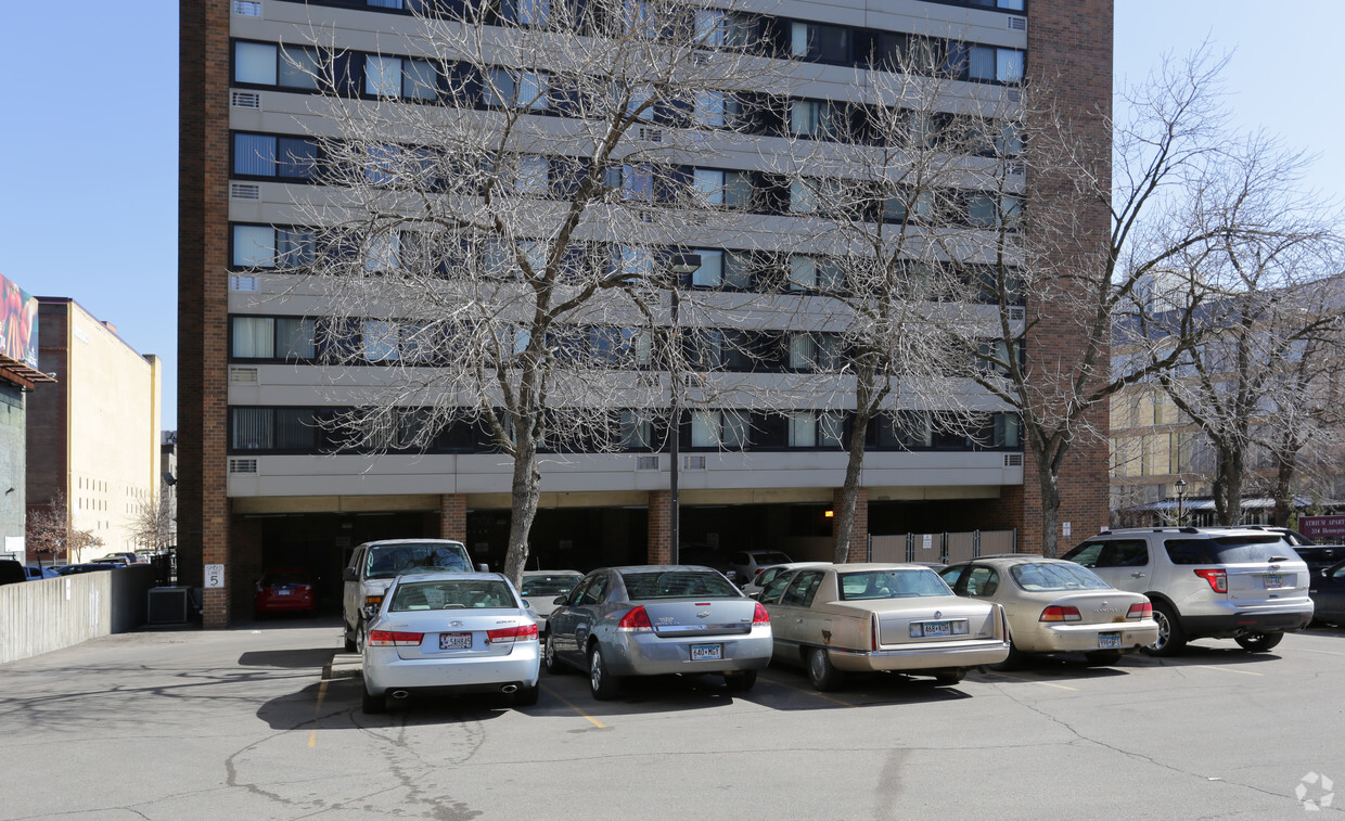 Building Photo - Atrium Apartments