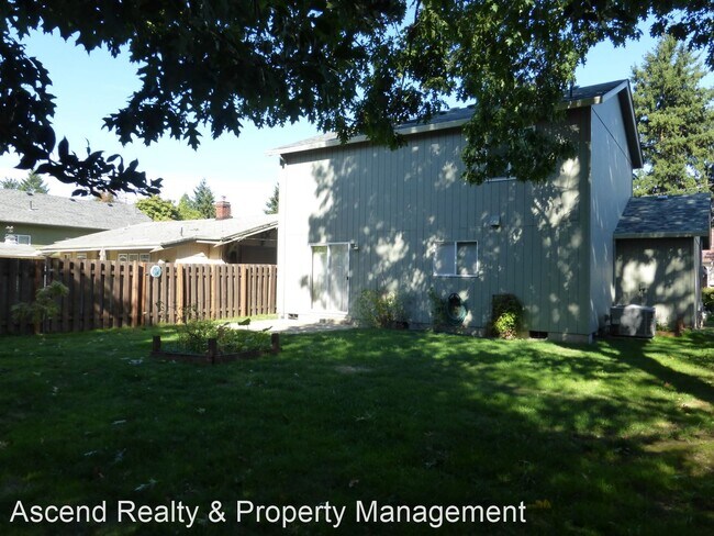 Building Photo - 3 br, 2.5 bath House - 4904 SE Bybee Blvd.