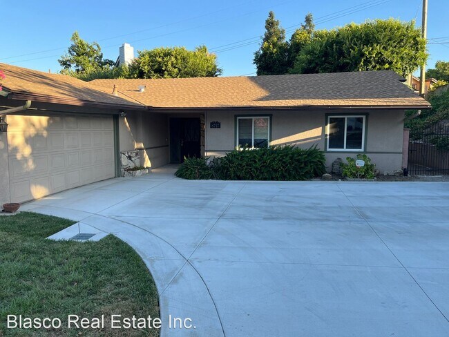 Building Photo - 3 br, 2 bath House - 8757 Calle Corazon