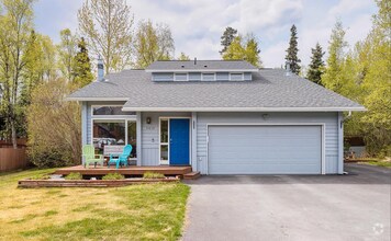 Building Photo - 9410 Swan Cir