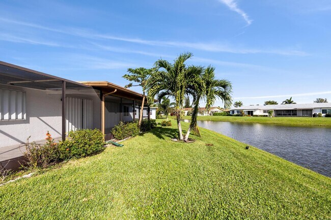 Foto del edificio - 13654 Whippet Way W