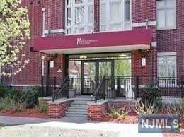 Primary Photo - 2227 Riverview Ave