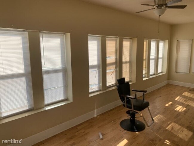 Foto del edificio - 4140 W Grenshaw St