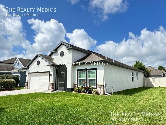 Foto del edificio - 308 Blue Cypress Dr