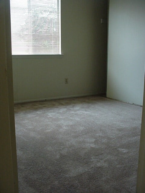 Building Photo - 6333 Northway Dr