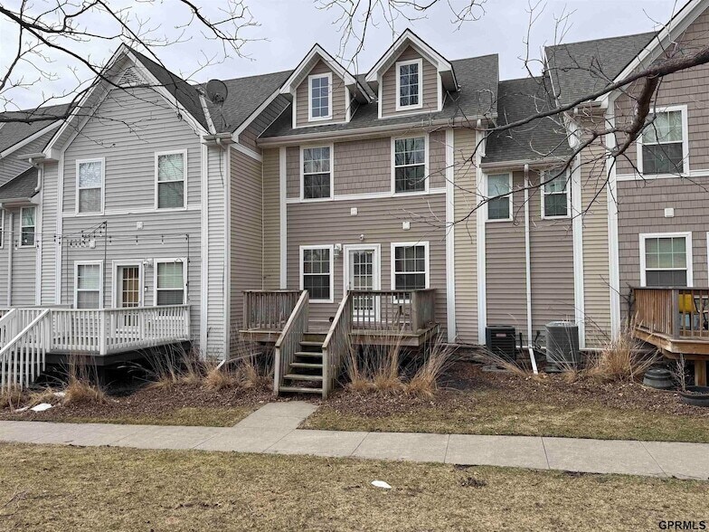 Photo - 5911 N 166th Street Unit