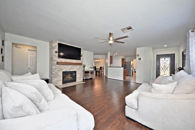 Foto del edificio - 23543 Legacy Oak St