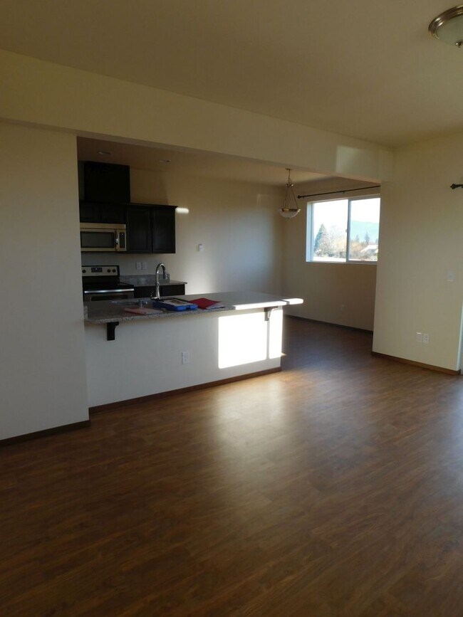 Foto del edificio - Gilkey 425,LLC#10