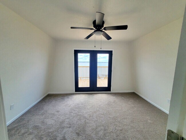 Foto del edificio - 810 W Cattle Dr