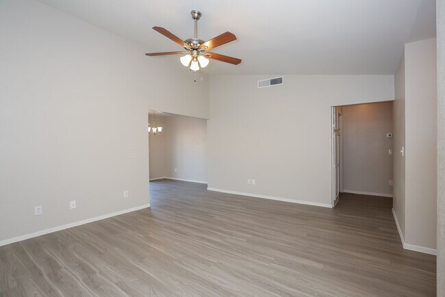 Foto del edificio - 306 Carrington St