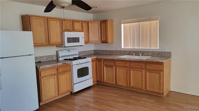 Foto del edificio - 7833 Mallard St