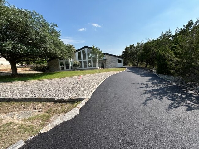 Building Photo - 438 Eagle
