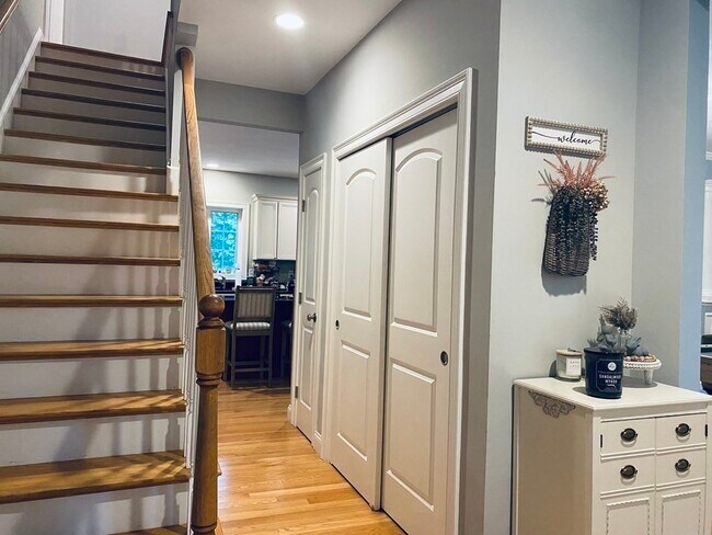 Foto del edificio - 2 Cold Spring Brook Rd