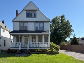 Building Photo - 5539 South St