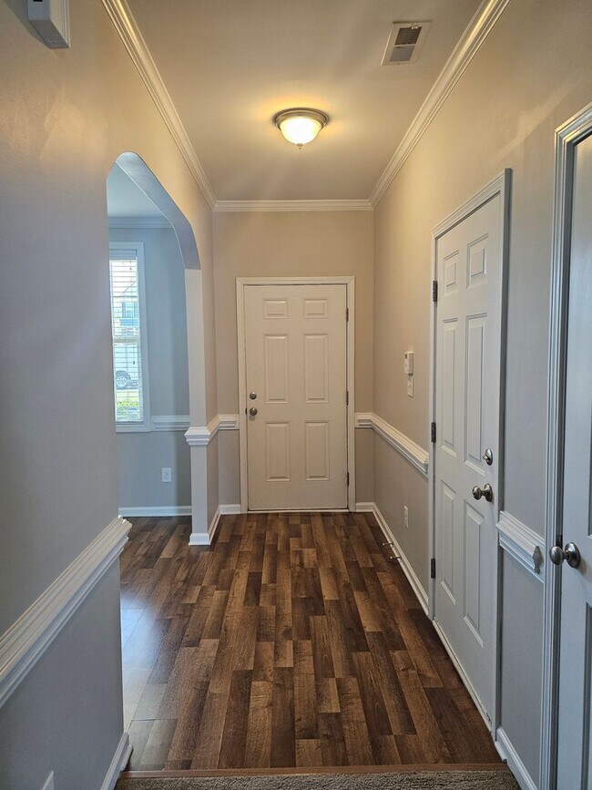 Foto del edificio - Marvelous 3 Bedroom Home in Lexington Plantation!