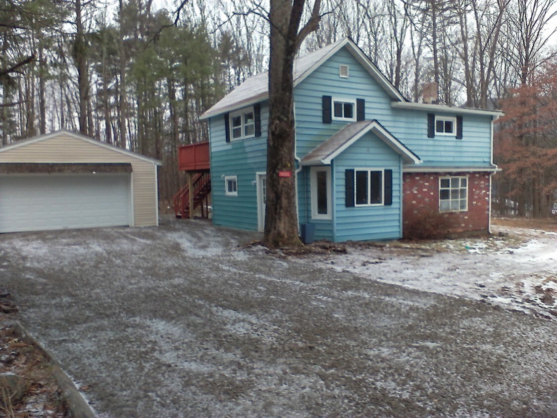 22 Desilva Rd, Boiceville, NY 12412 House Rental in Boiceville, NY