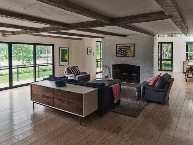 Building Photo - 296 Brick School Rd