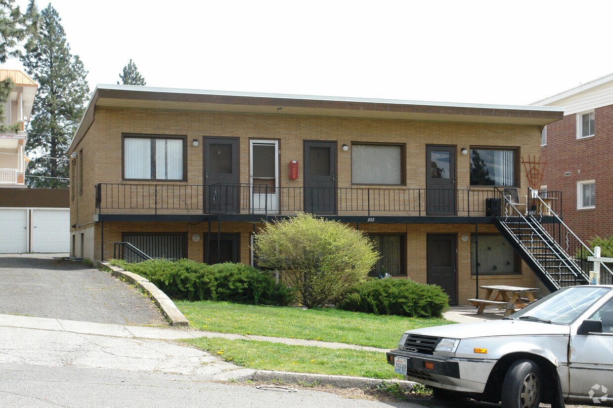 Primary Photo - 511 S Coeur D'alene St