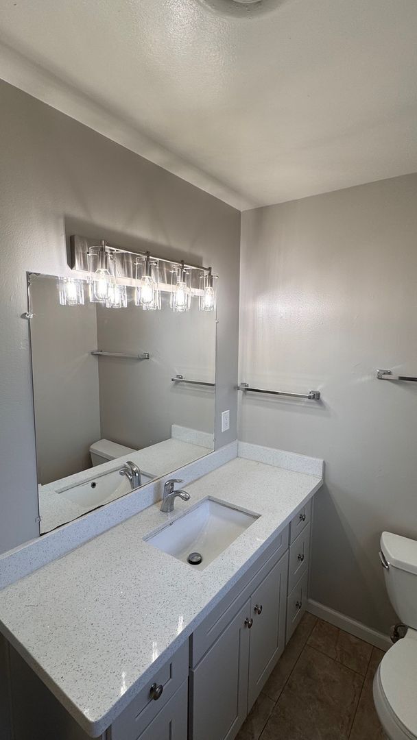 Foto del edificio - 54-1212