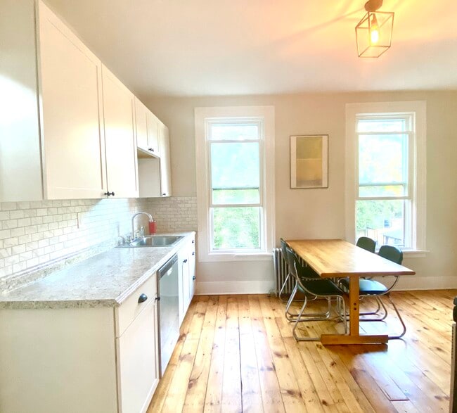 Photo - 55 Pearl St Townhome