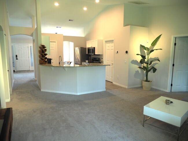 Building Photo - 1601 SW Ocean Cove Ave