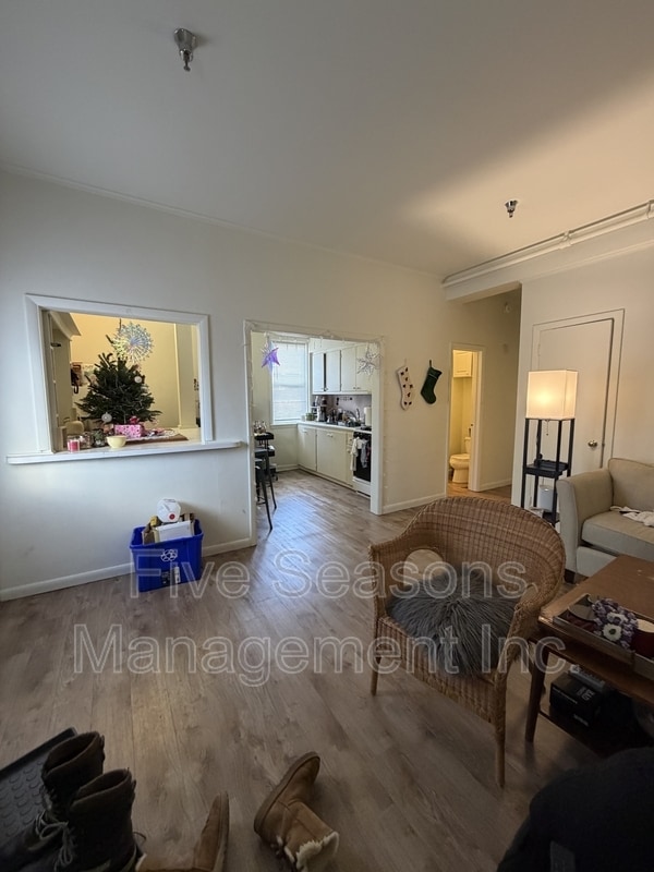 Building Photo - 194 North St