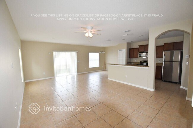 Foto del edificio - 1015 Seminole Sky Dr