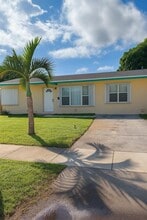 Building Photo - 4321 NE 6th Terrace