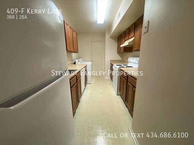 Foto del edificio - 409 Kerry Ln