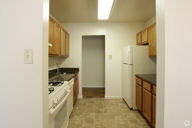 Cocina - Summit Square Apartments