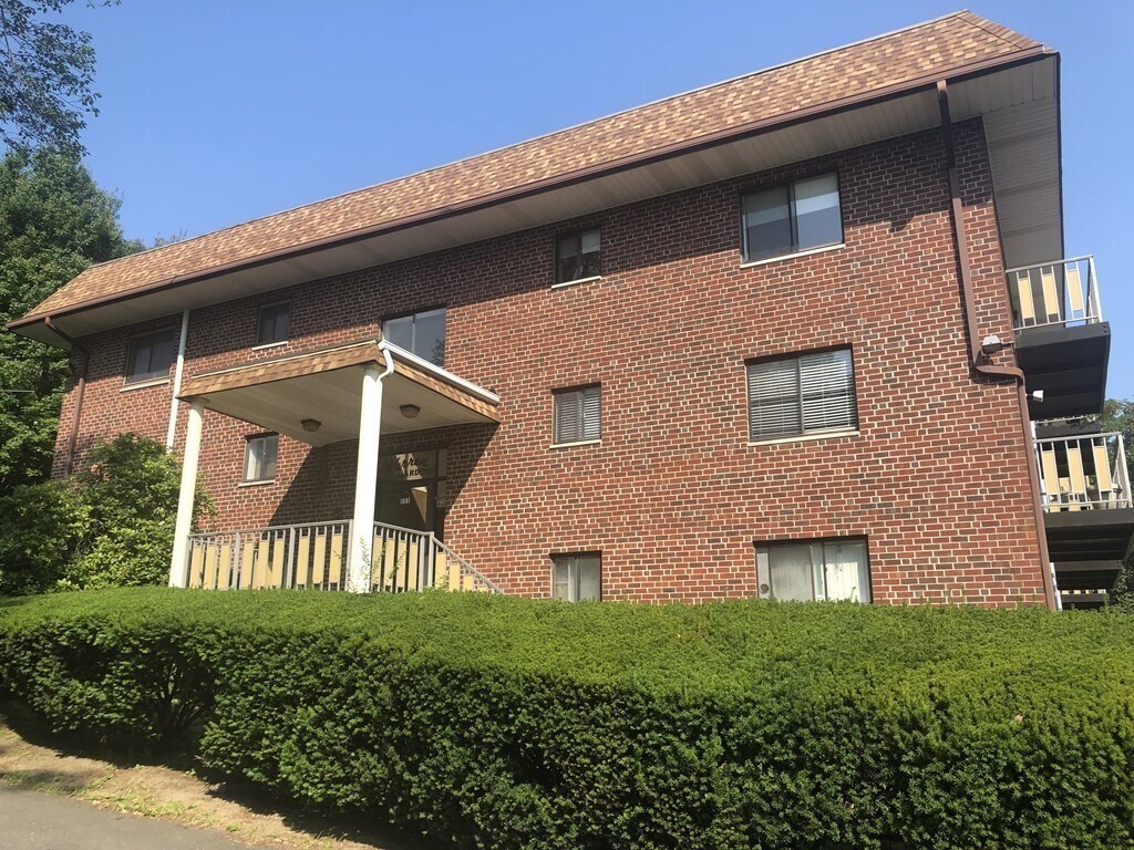Building Photo - 111 Warren Ave