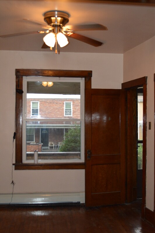 Building Photo - 836 Beaver Rd