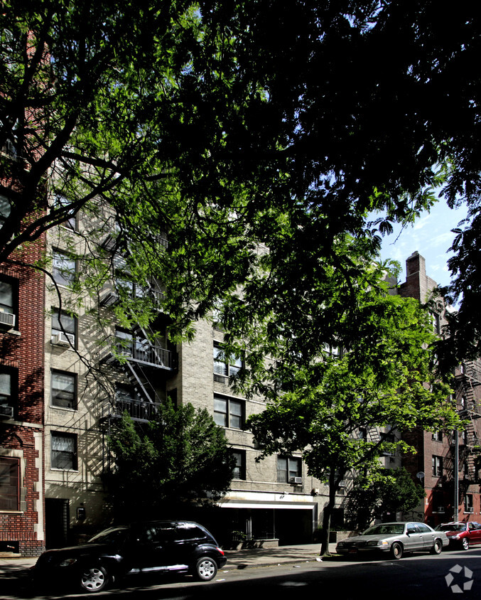 Building Photo - 11 Crooke Ave