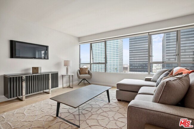 Foto del edificio - 3460 W 7th St