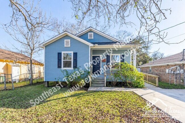 Building Photo - 3670 St Helena St