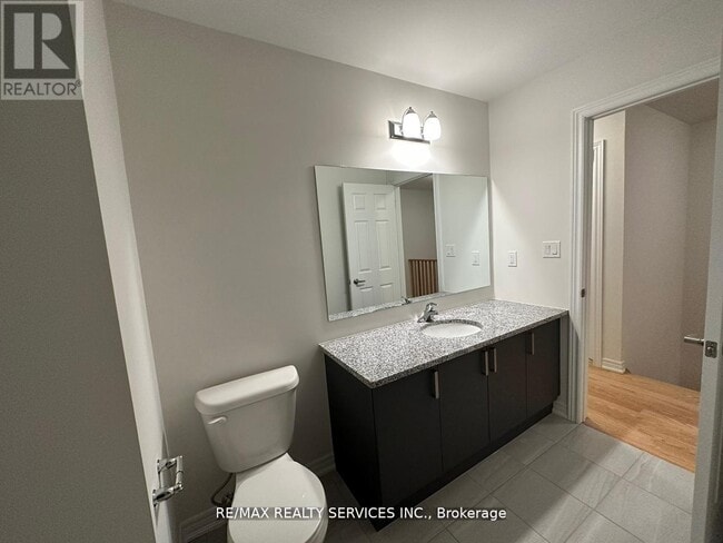 Building Photo - 75 Air Dancer Cres