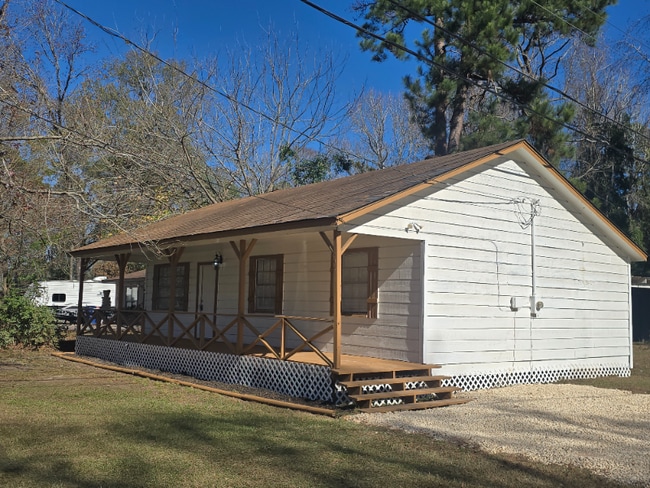 Building Photo - 666 FM356